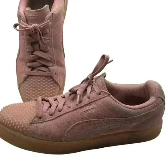 Women’s Puma Pink Suede Spiked Gel Toe Sneakers, 8.5 - Picture 4 of 4